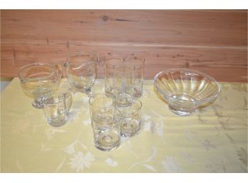(#77) Assortment Of Glassware (pitchers, Bowl)