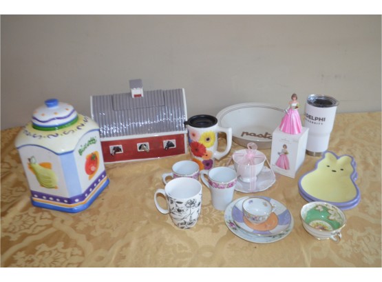 (#114) Cookie Jars (2), Tea Cups, Mugs