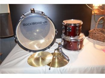 (#43) Child Drum Set Rockwood Jr.
