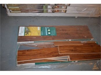 (#58) Kensington Laminated Flooring (1 12 Boxes)