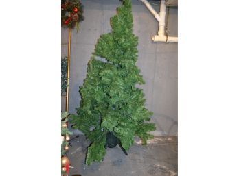 (#3) 6.5ft Artificial Tree (no Adaptor) No Sure What It Does