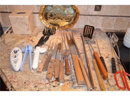 (#87)  BBQ Tools, Knifes, Kitchen Gadgets