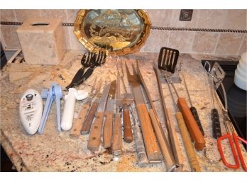 (#87)  BBQ Tools, Knifes, Kitchen Gadgets