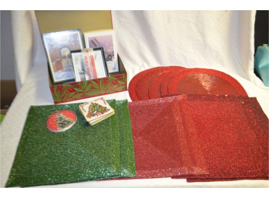 (#336) Christmas Beaded Place Mats, Cards, Storage Box