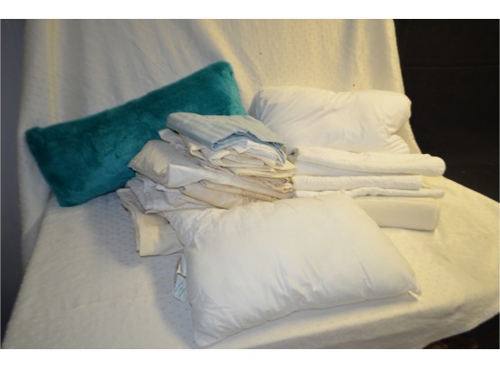 (#328) Bedding, Accent Pillow