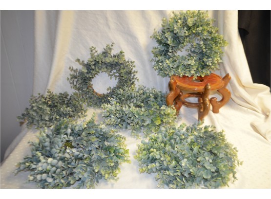 (#306) Faux Ivy Wicker Wreath, Plant Stand