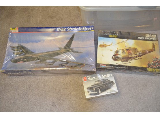 (#232) NEW Model Airplane Kits (2) Model Car Kit (1)