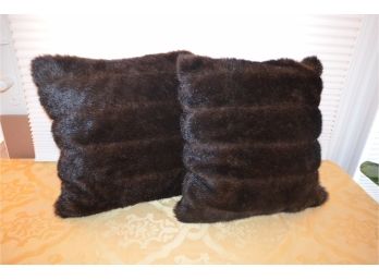 (#175) Faux Fur Mink Pillows (2) 14'