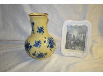 (#180) Asian Vase, Hallmark Picture Frame