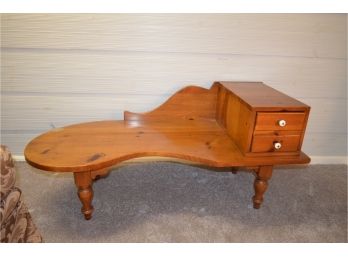 (#208)  Pine Cobblers Sitting Bench  With 1 Draw