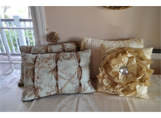 (#371) Beige Decorative Pillows (4)