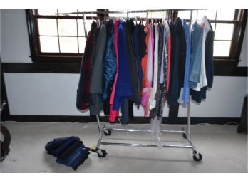 (#460) Assortment Of Women Clothing And Jackets (some Designer)