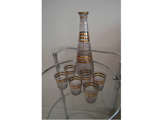 Mid Century Post Modern Decanter With 6 Shot Glasses