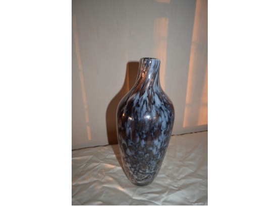 (#36) Brown/White Vase 10.5'H
