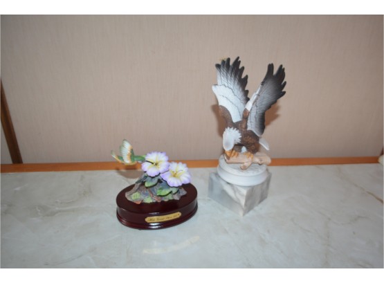 (#13) Ceramic Flower Music (slight Chip) And Ceramic Eagle Plastic Base