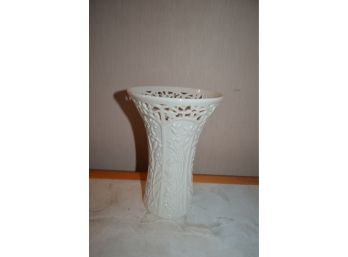 (#3) Lenox Vase 8'H X 6'W
