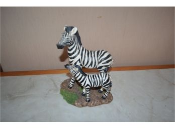(#15) Zebra Statue
