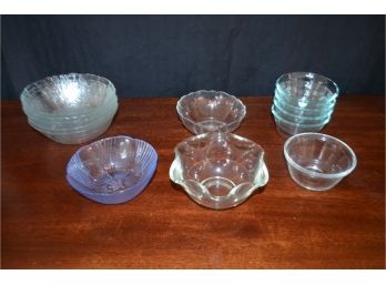 (#107) Assortment Of Glass Bowls