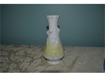 (#22) Belleek Vase