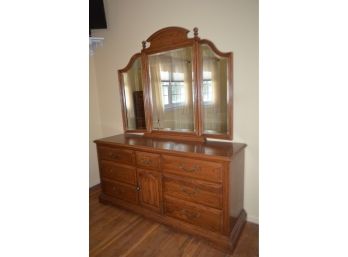 Oak Hill Dresser With Mirror