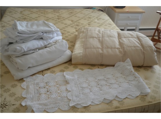 (#87) Full Size Bed Linens And Blanket
