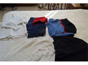 (#95) Assortment Of Clothing