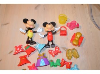 (#172) Vintage Mattel Minnie Mickey Mouse Figures With Snap On Dress Up