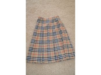 (#125) Burberry 100 Wool Lined Pleated Skirt Waist 28-30