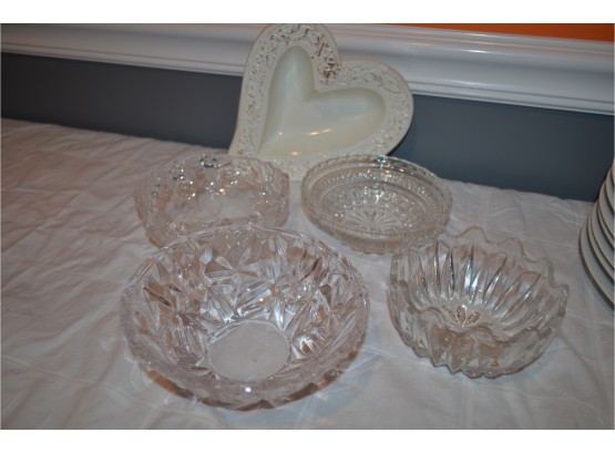 Glass Bowl And Ceramic Serving Heart Shape Bowl