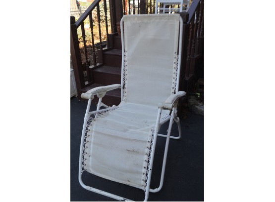 Recline Lounge Folding Chair (has Stains)