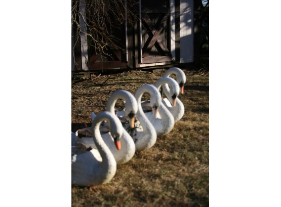 (#55) Five (5) White Plastic Planter Garden Swans