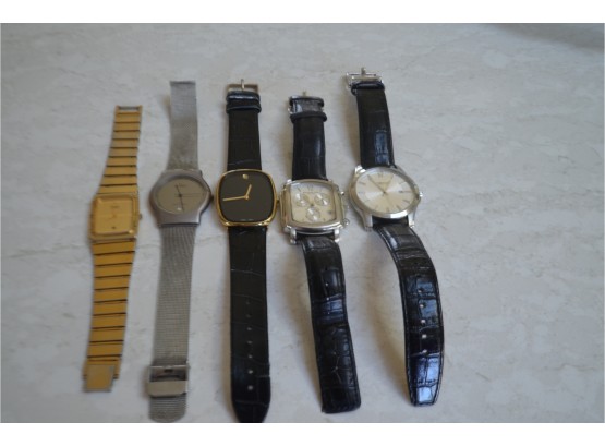 (#36) Mens Watches - Not Working - See Details