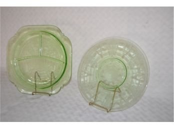 (#27) Depression Green Glass Plates (2)