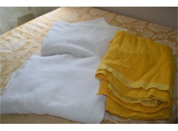 (#135) Blankets (3)