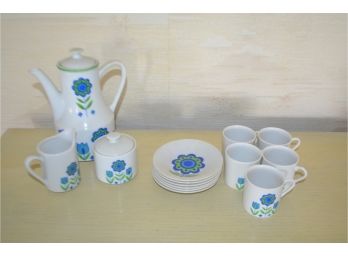 (#2) Vintage Mid Century Tea / Coffee Set 5 Cups, 6 Sauces, Tea Pot