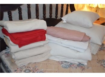 (#131) Blankets, Queen Bed Sheets, Pillows