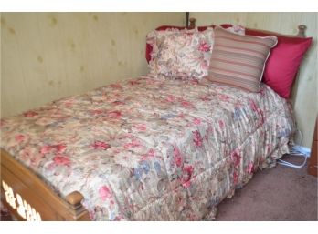 (#164) Twin Ralph Lauren Comforter Set: Twin Sheet Set, Dust Ruffle, Sham, 2 Pillows, Decor Pillow (1)
