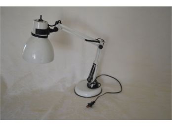 (#150) White Adjustable Desk Lamp