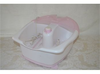 (#188) Conair Bubbles And Heat Foot Bath Electric - Like New