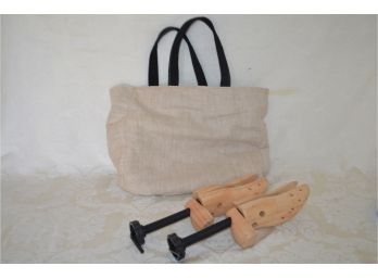 (#271) Shoe Sizer And Fabric Bag