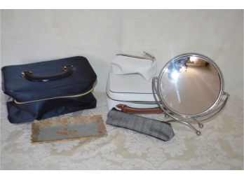 (#197) Magnifier Make Up Mirror And New Make Up Bags