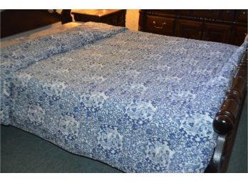 (#133) Ralph Lauren Queen Comforter , 4 Valance Panels Each 65'W X 12'H Total 102'W With Rods