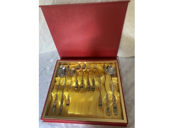 From China Serving Set