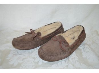 Ugg Slippers Size 9