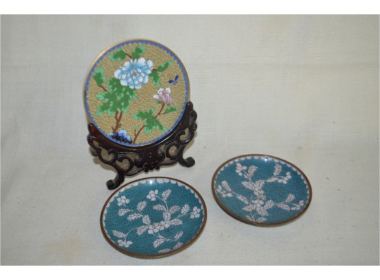 (#59) Asian Cloisonne Miniature Trinket Plates 4'Wide(1) , 3.5'wide (2)