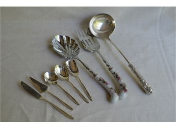 (#98) Silver-plate Serving Pieces (reed & Barton Ladle, Meriden Serving Pieces (5) - See Details