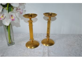 (#12) Pair Brass Candle Sticks 9.5'H