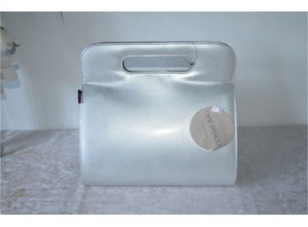 (#235) NEW Nomado Carry Cosme Bag