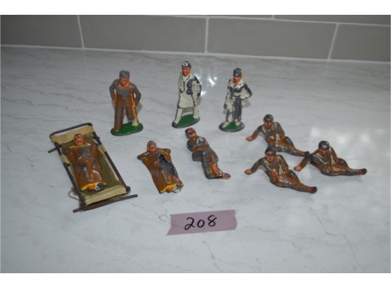 (#208) Vintage Barclay Manoil Lead Metal Military Toy Soldiers (9)