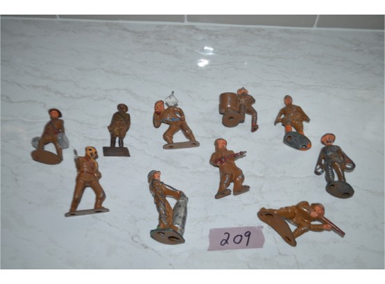 (#209) Vintage Barclay Manoil Lead Metal Military Toy Soldiers (10)